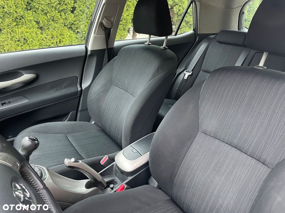 Toyota Auris 1.6 VVT-i Prestige - 12