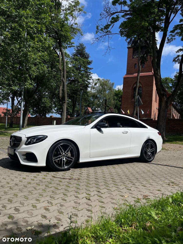 Mercedes-Benz Klasa E 300 Coupe 9G-TRONIC - 9