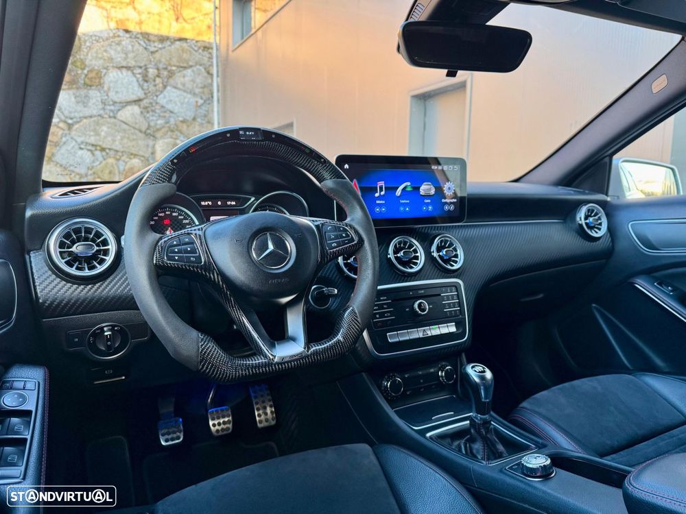 Mercedes-Benz A 180 d AMG Line - 26