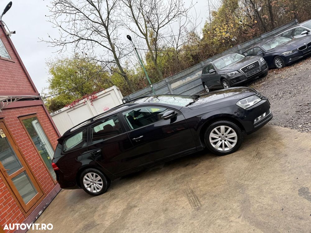 Volkswagen Passat - 4