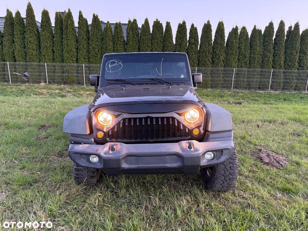 Jeep Wrangler - 14