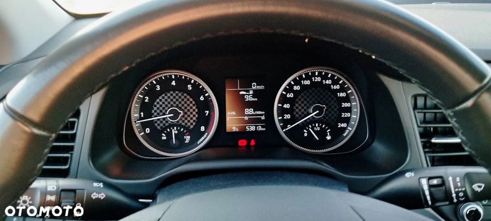 Hyundai Elantra 1.6 Classic Plus - 2