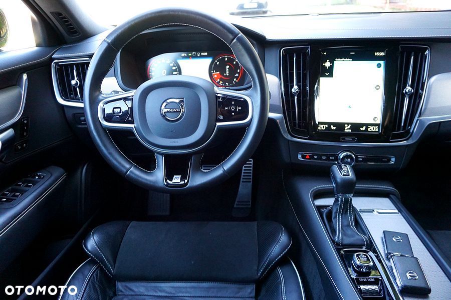 Volvo V90 D3 Geartronic R Design - 32