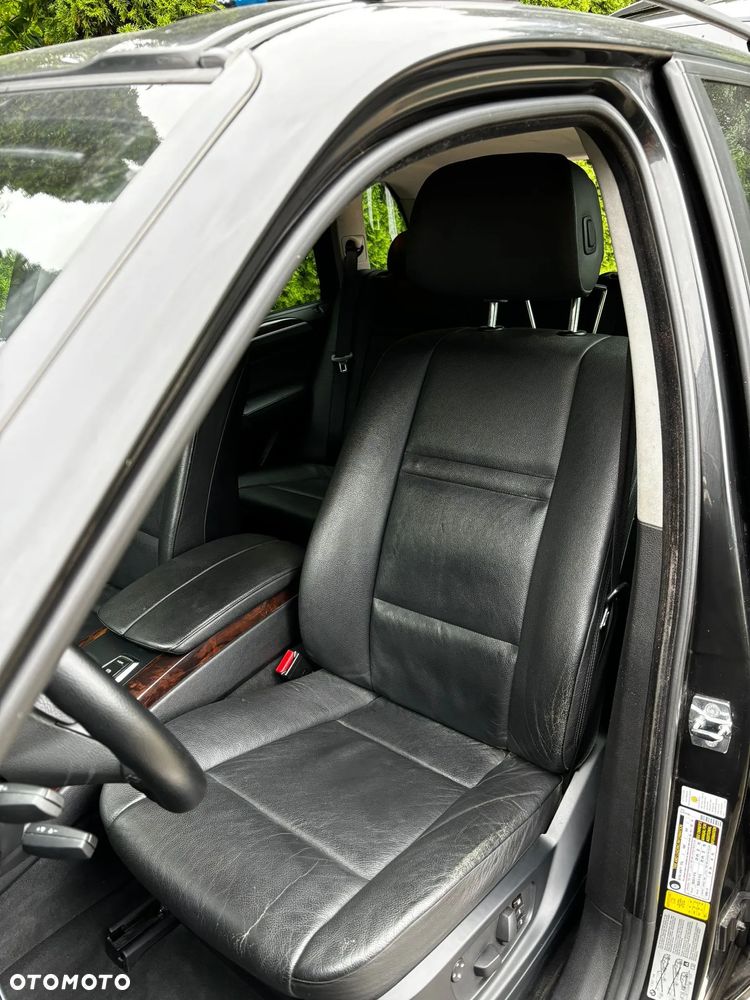 BMW X5 3.0si - 5