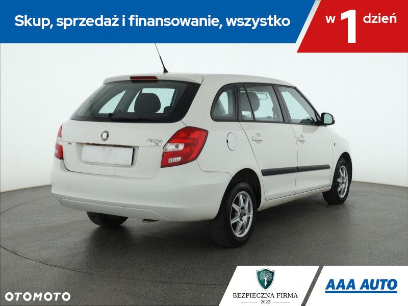 Skoda Fabia - 6