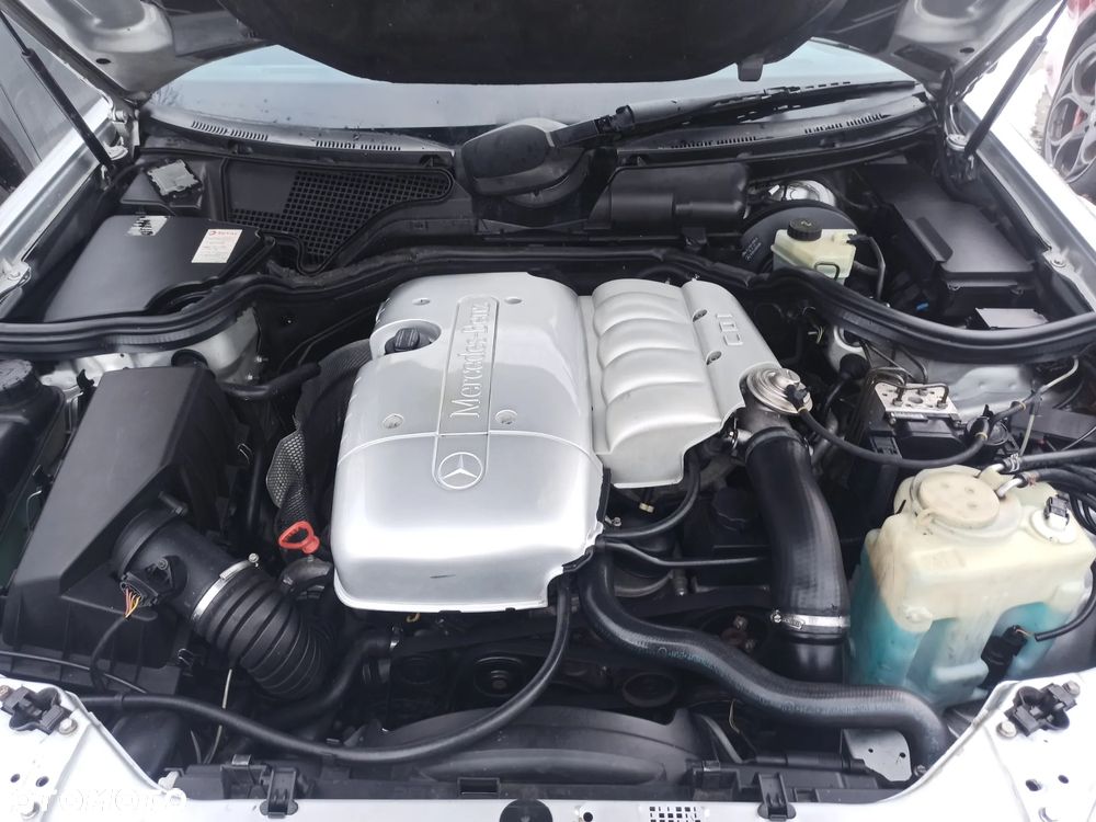 Mercedes-Benz Klasa E 220 CDI Avantgarde - 23