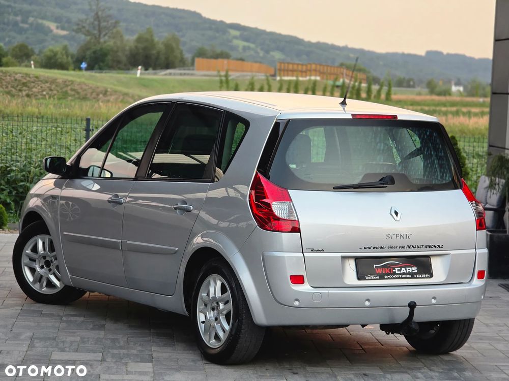 Renault Scenic 2.0 16V Luxe Expression - 12