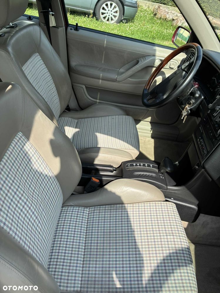 Volkswagen Passat Variant - 7