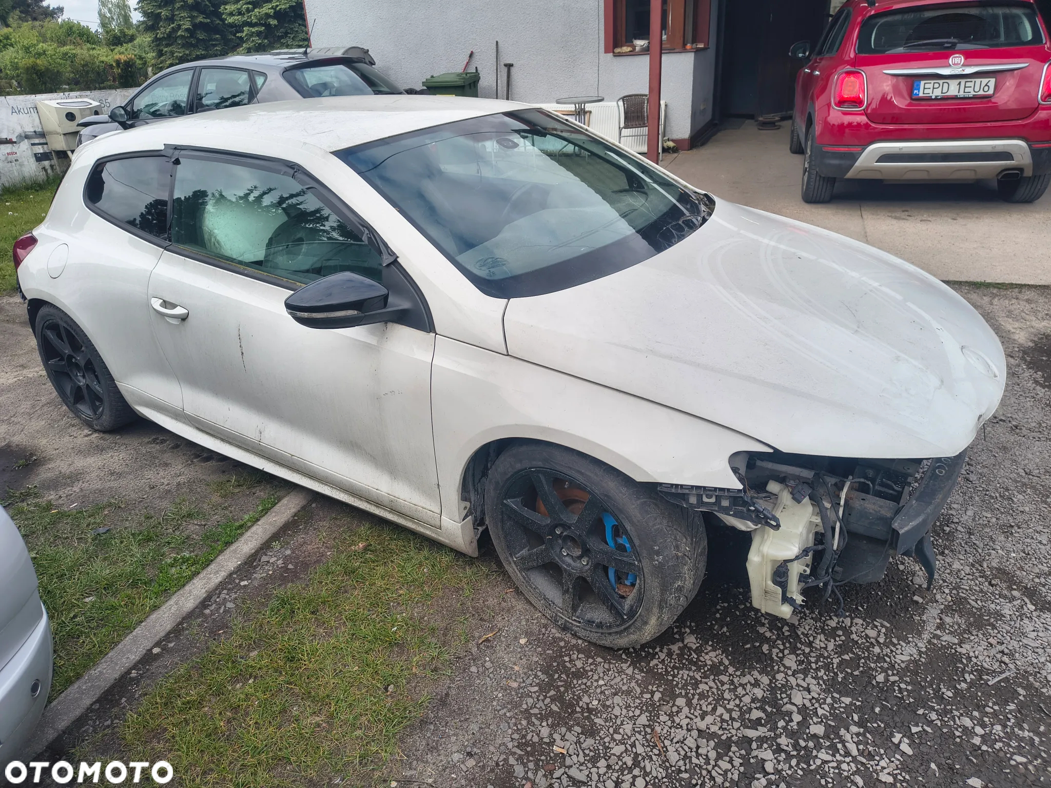 Volkswagen Scirocco 2.0 TSI R - 2