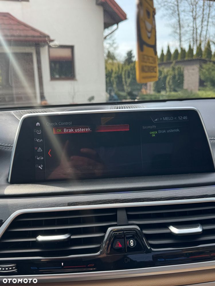 BMW Seria 7 750Li - 13