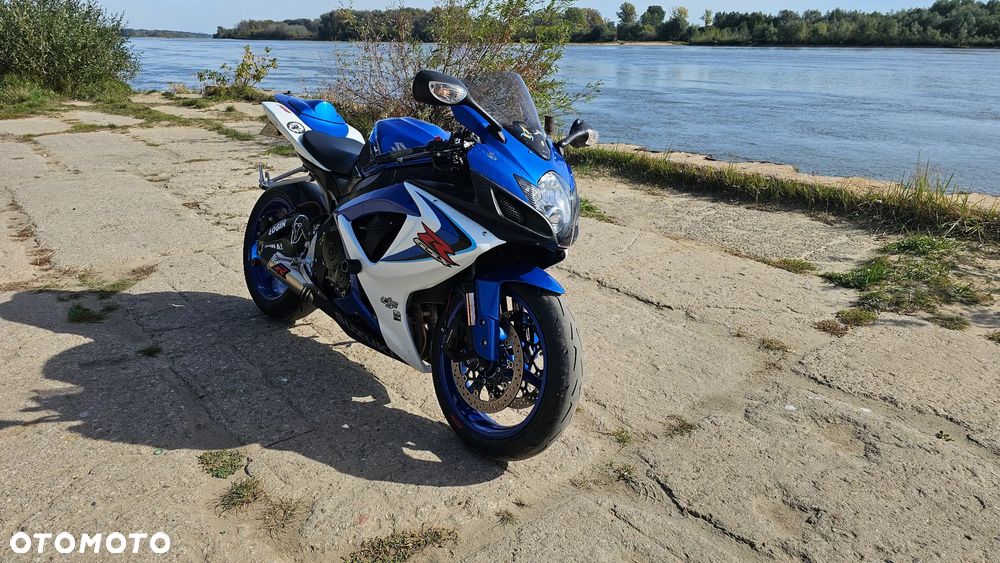 Suzuki GSX-R - 4