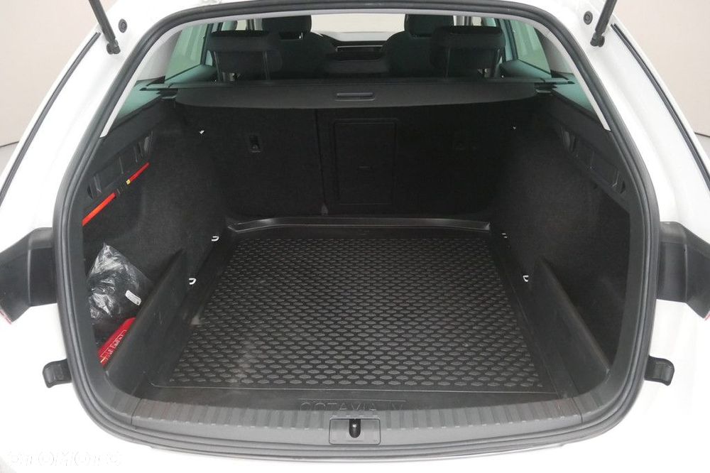 Skoda Octavia - 16