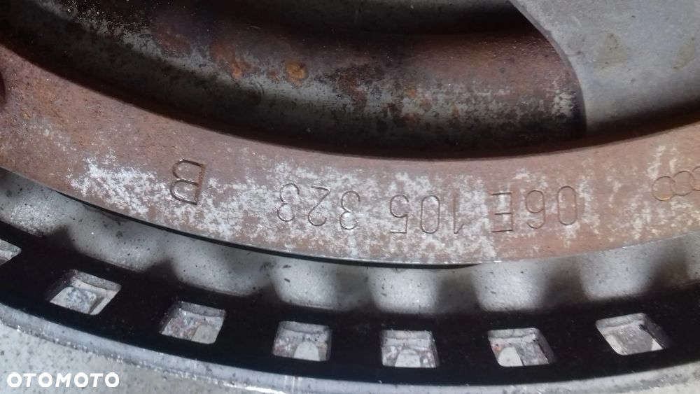 koło zamachowe 06E105323B automat A6 C6 3.2 FSI AUK - 3