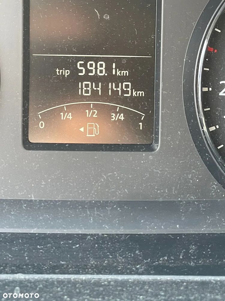Volkswagen California - 34