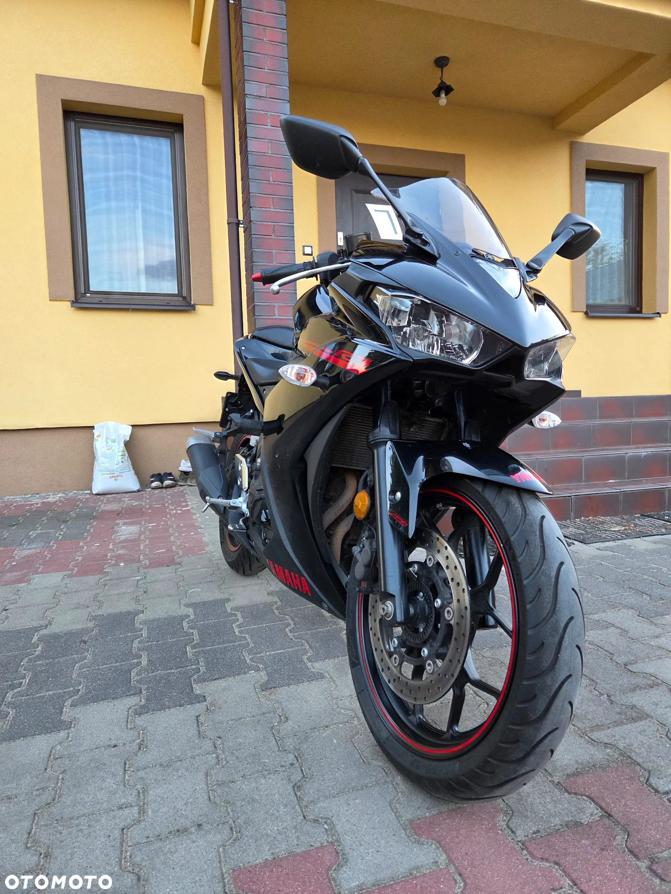 Yamaha R3 - 2