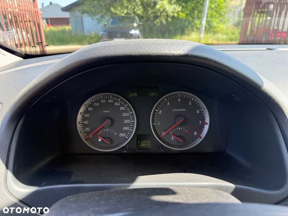 Volvo V50 T5 Momentum - 19