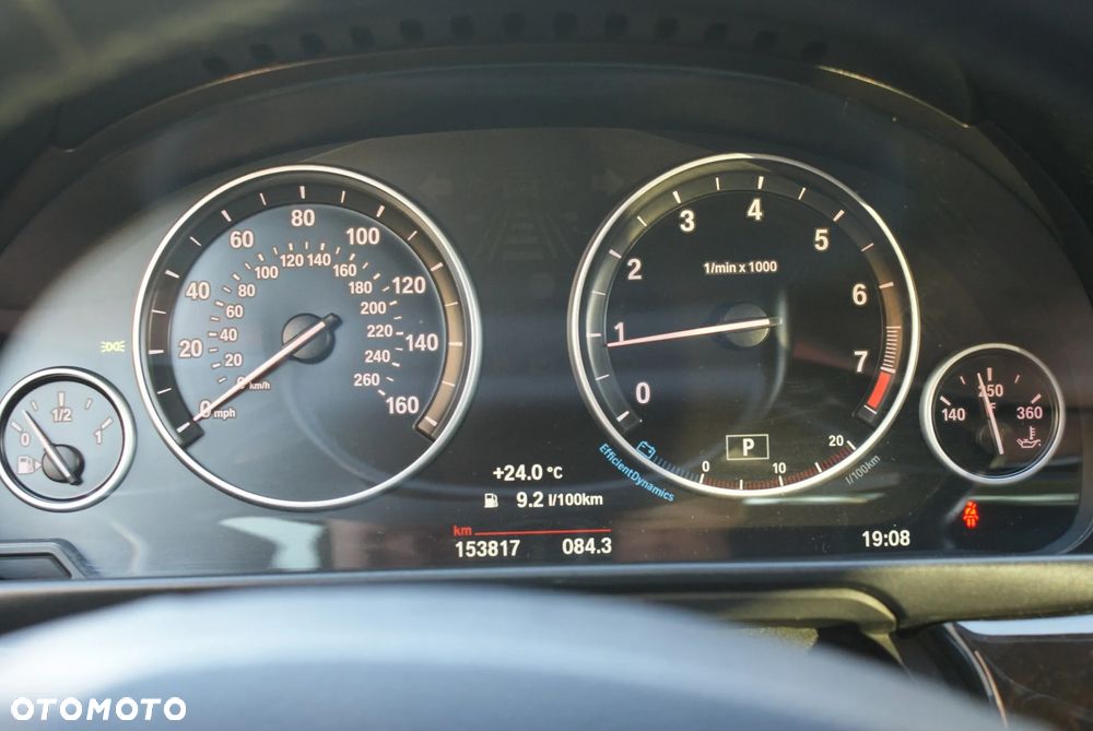 BMW Seria 5 528i Sport-Aut Luxury Line - 18