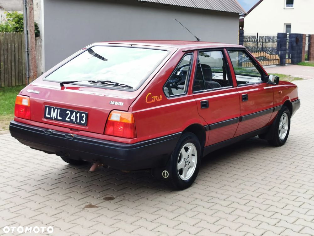 Polonez Caro - 6