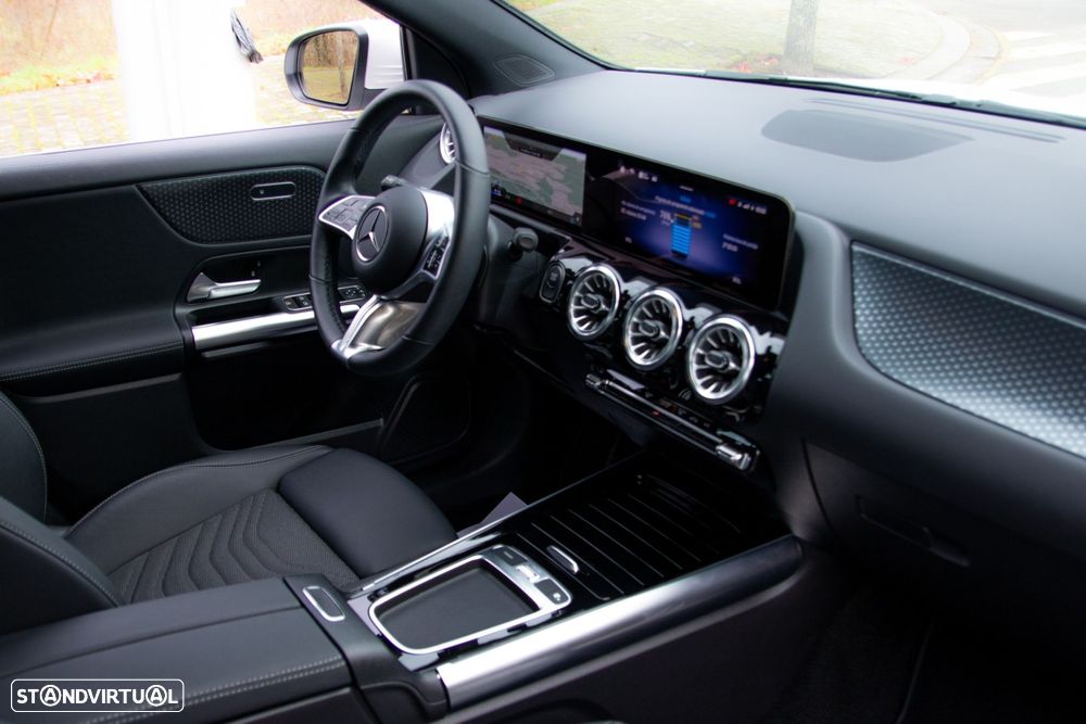 Mercedes-Benz EQA 300 4Matic Progressive - 44