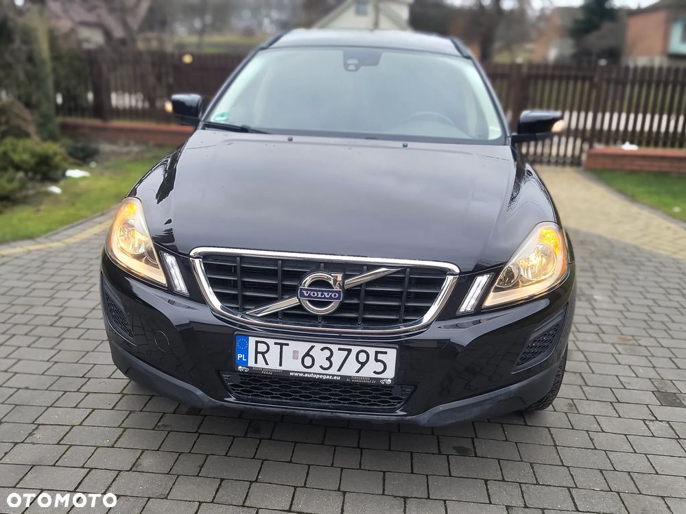 Volvo XC 60 DRIVe R Design - 13