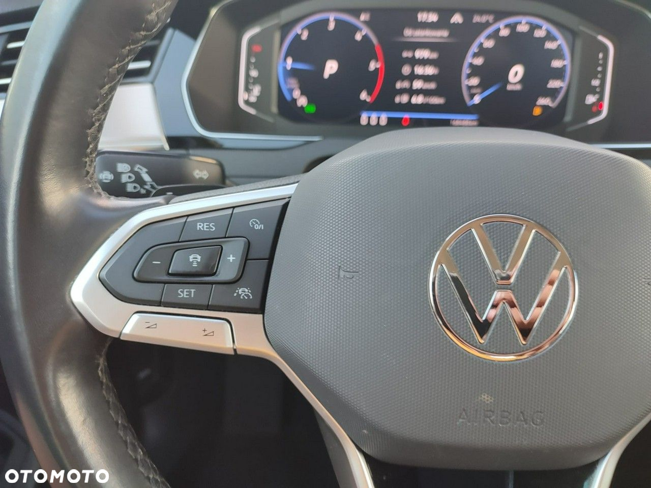 Volkswagen Passat - 5