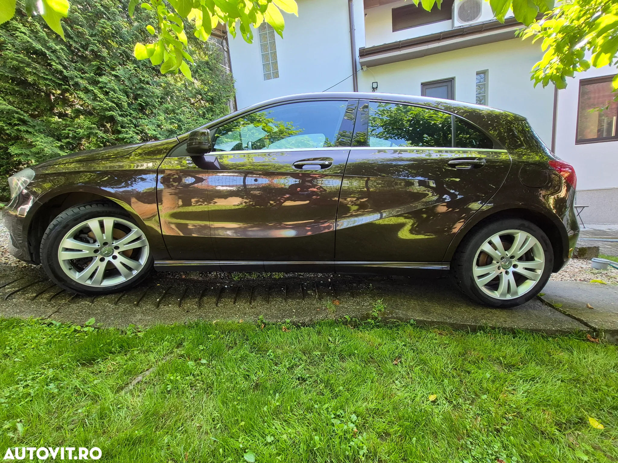 Mercedes-Benz A - 13