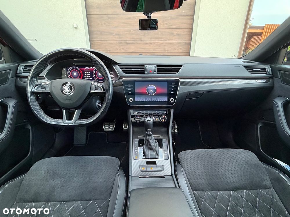 Skoda Superb 2.0 TDI SCR 4x4 Sportline DSG - 23