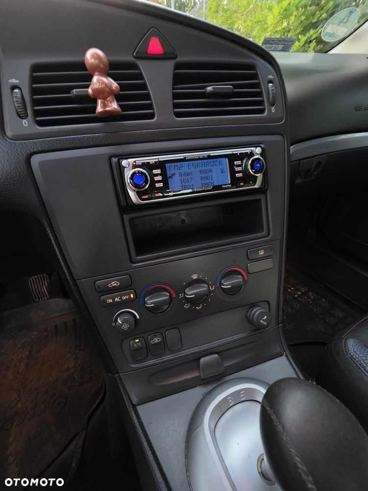 Volvo S60 2.4 - 22