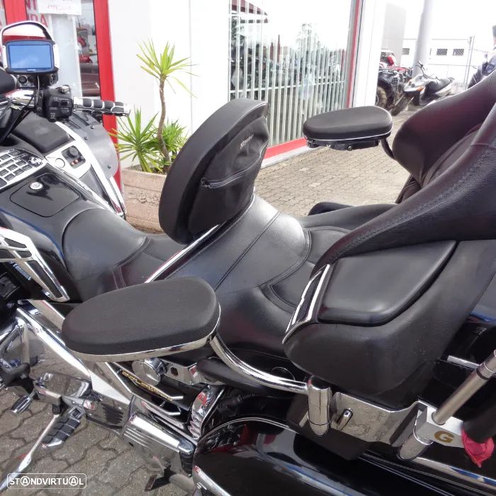 Honda Goldwing - 16