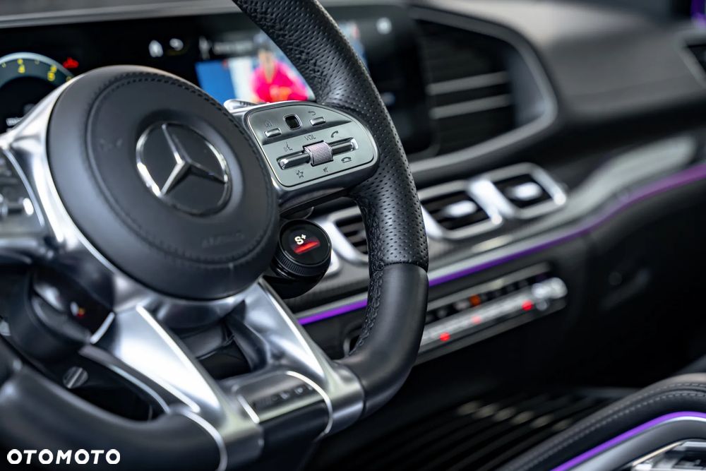 Mercedes-Benz GLS - 24