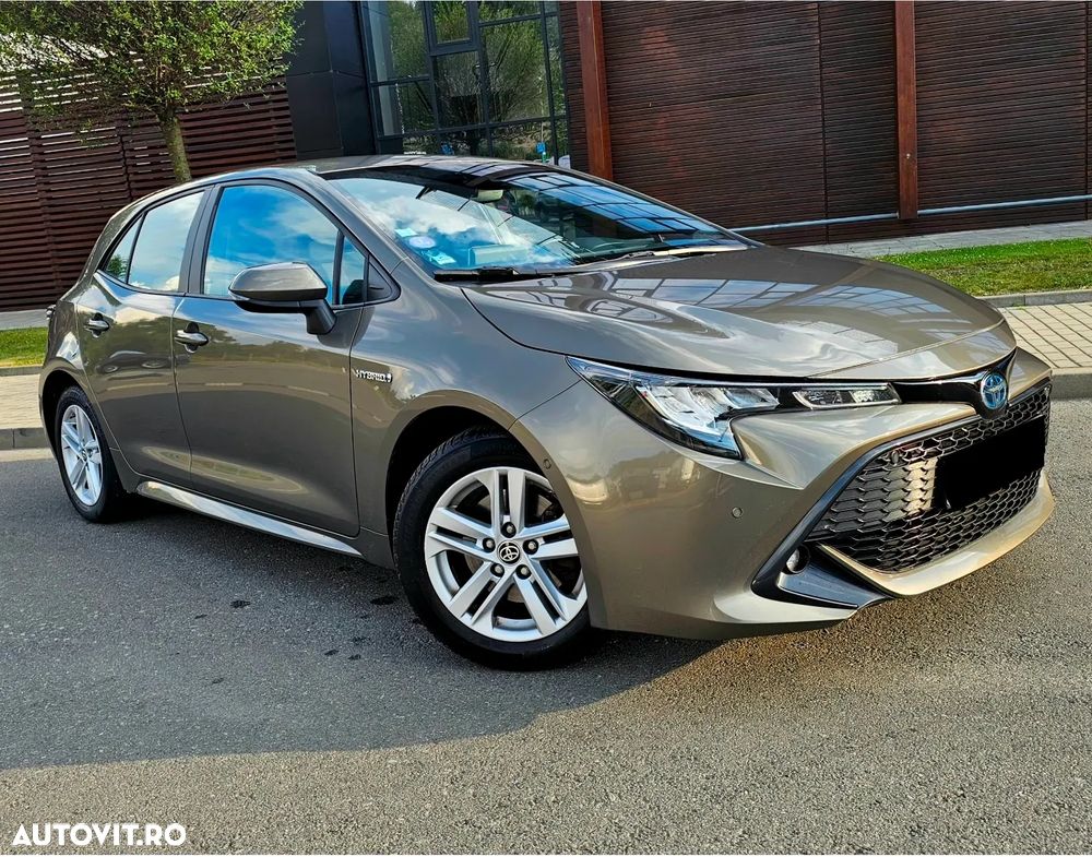 Toyota Corolla - 1
