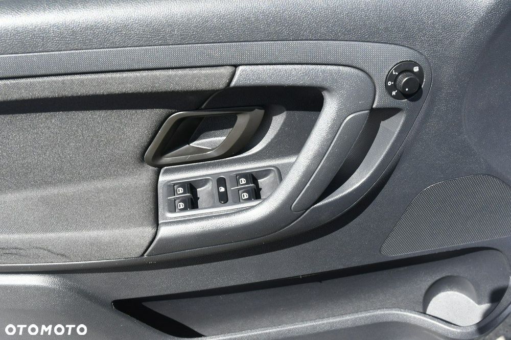 Skoda Fabia - 14
