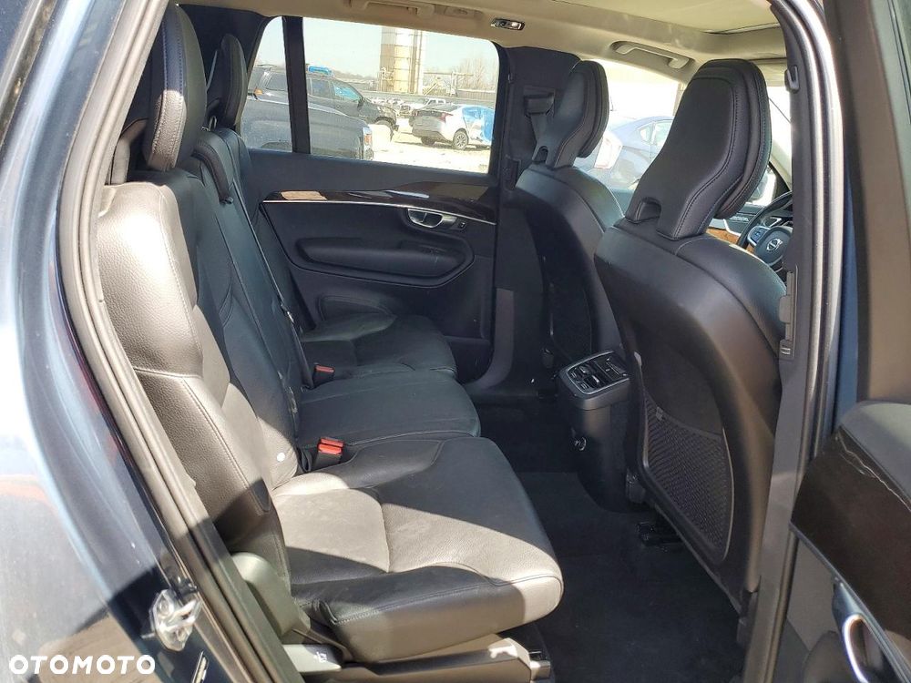 Volvo XC 90 T6 AWD Momentum - 11