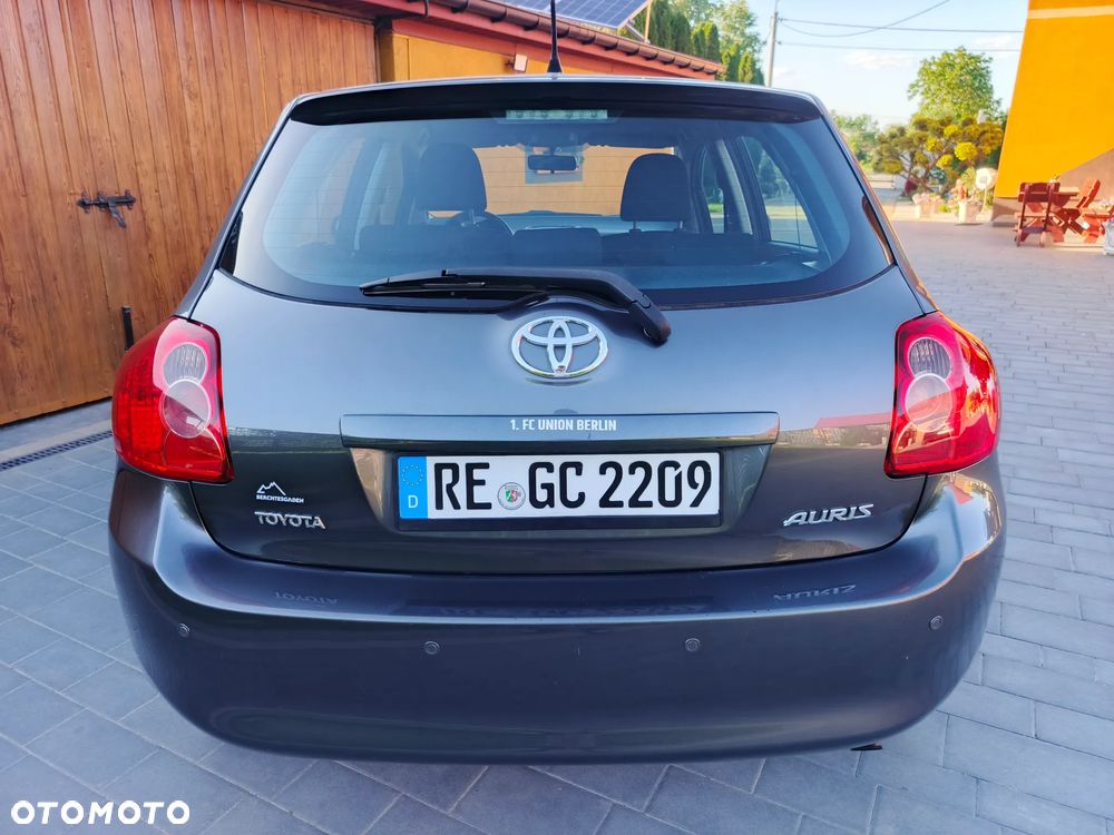 Toyota Auris 1.4 VVT-i Terra - 14