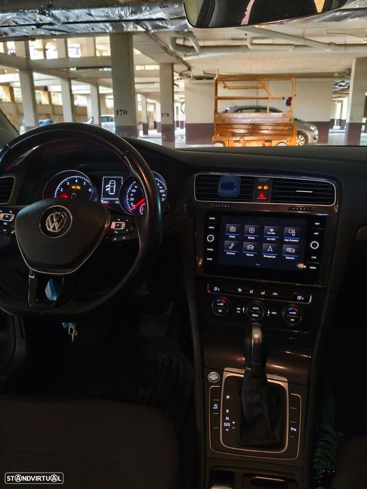 VW Golf 1.0 TSI Confortline DSG - 1