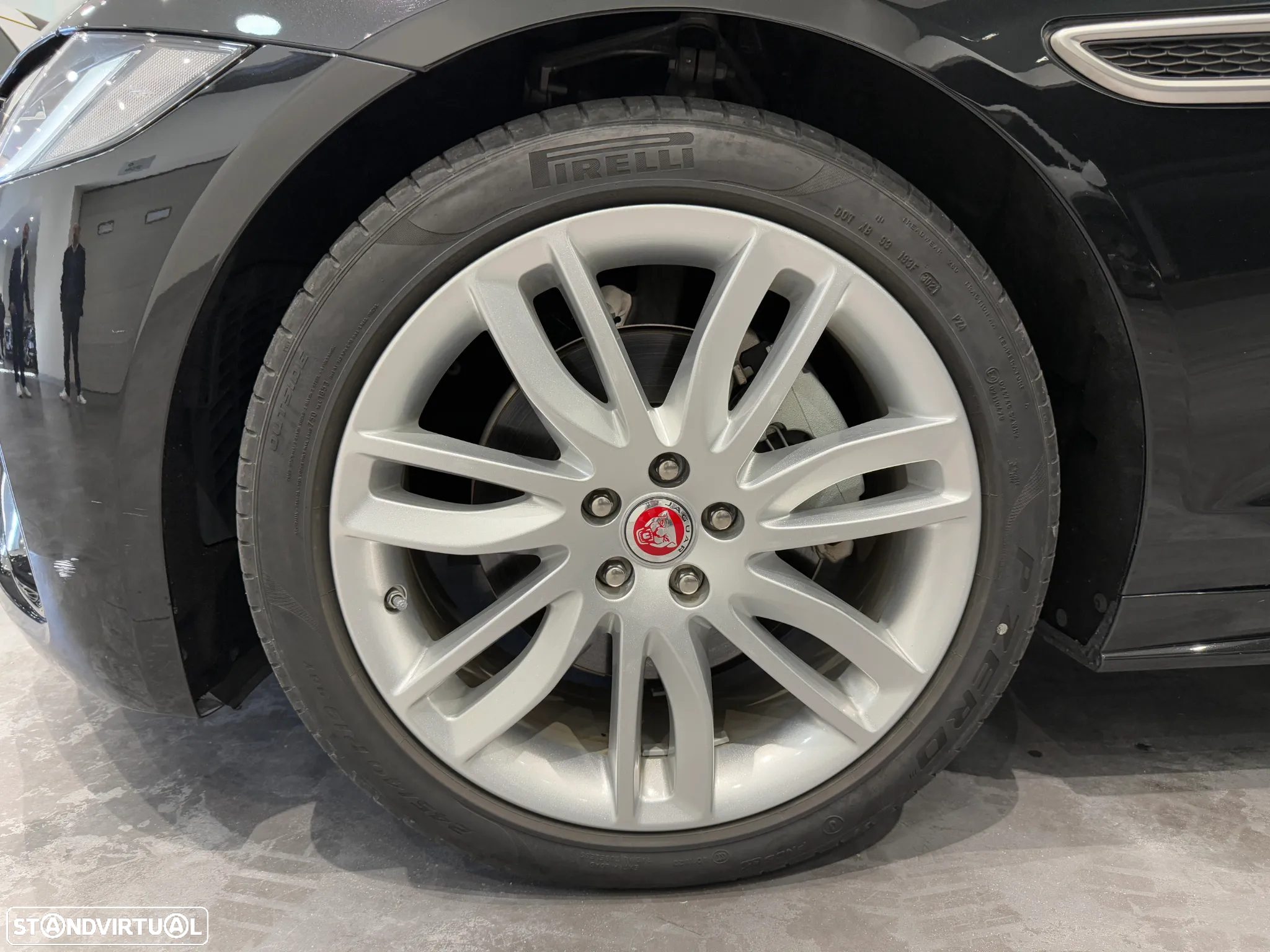 Jaguar XF Sportbrake 2.0 D200 R-Dynamic S Aut. - 6
