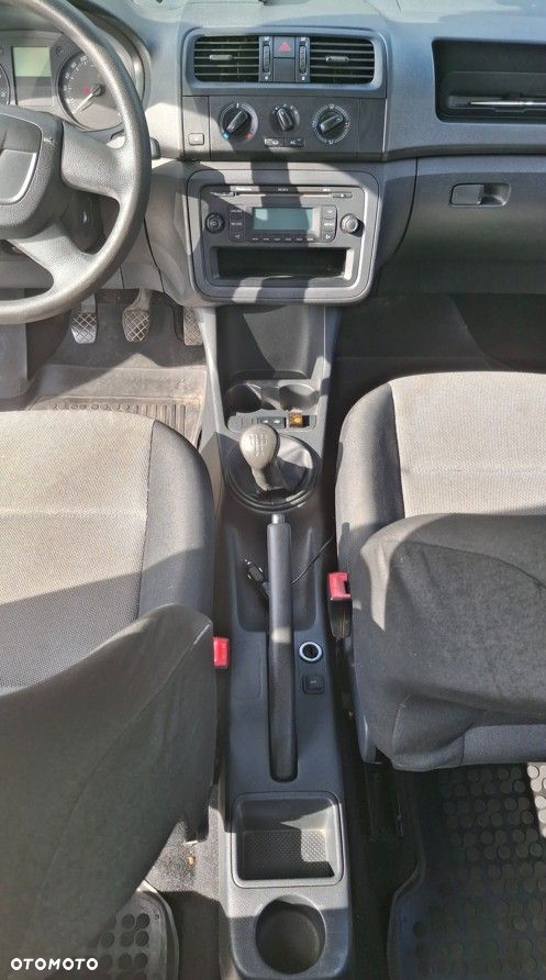 Skoda Roomster 1.4 16V Active - 10
