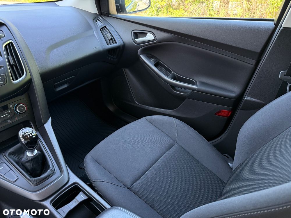 Ford Focus 1.0 EcoBoost Start-Stopp-System SYNC Edition - 14