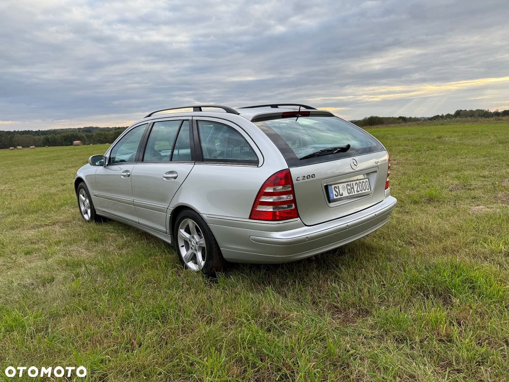 Mercedes-Benz Klasa C 200 T Kompressor Automatik Avantgarde - 4