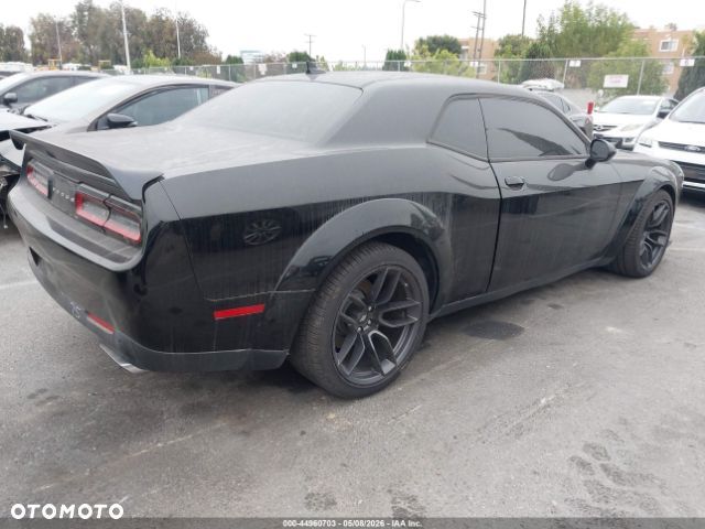 Dodge Challenger 6.4 Scat Pack Widebody - 5