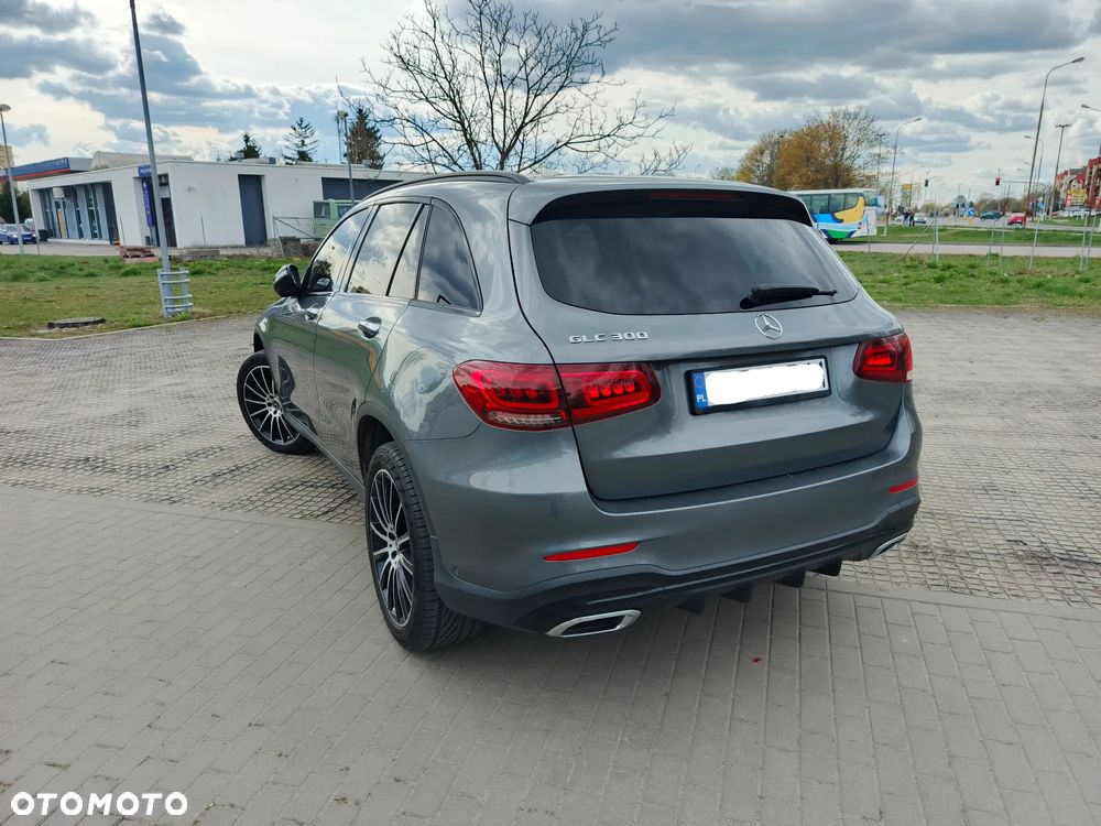 Mercedes-Benz GLC - 8