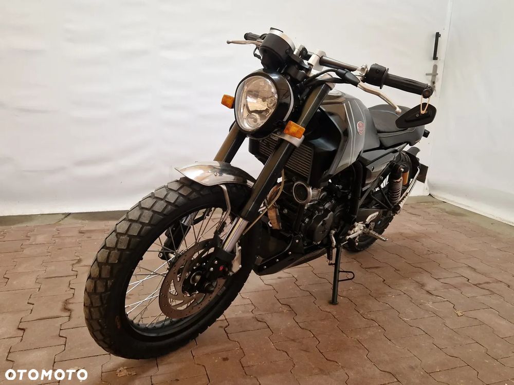 Mondial HPS 125 - 12