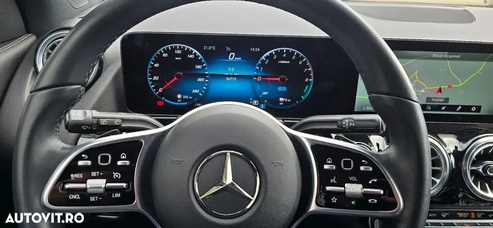 Mercedes-Benz GLA 250 e - 32