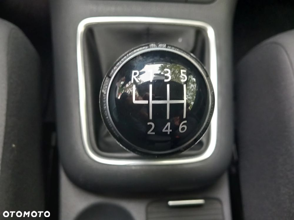 Volkswagen Golf Plus - 24
