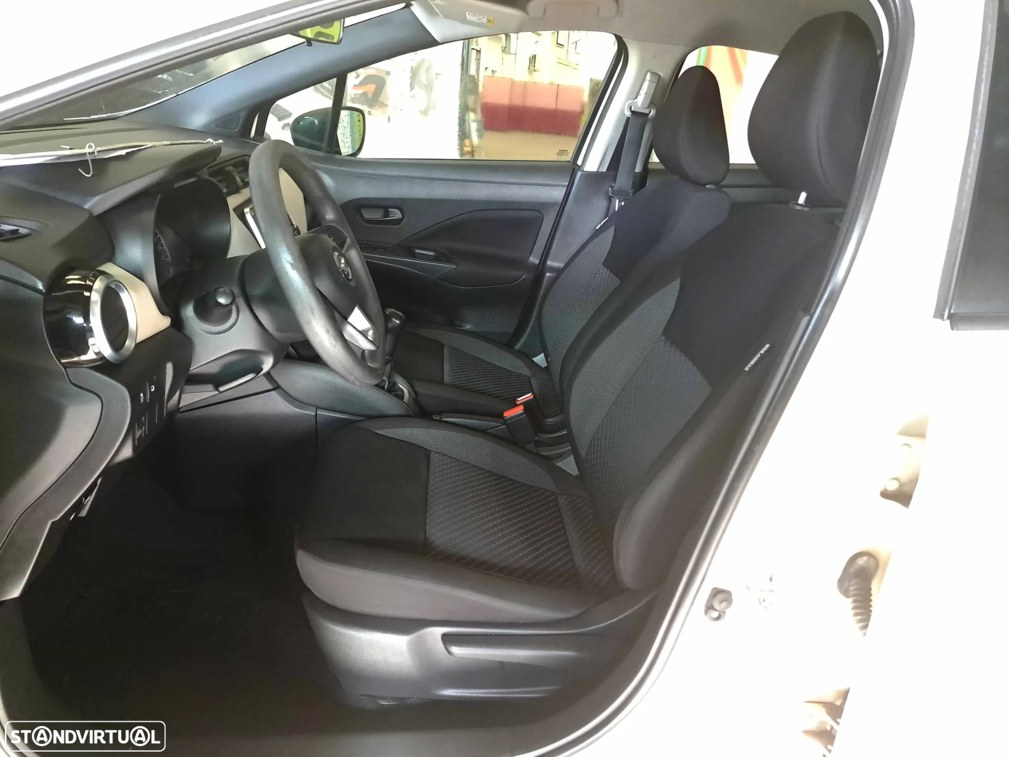 Nissan Micra 1.0 G Acenta - 14