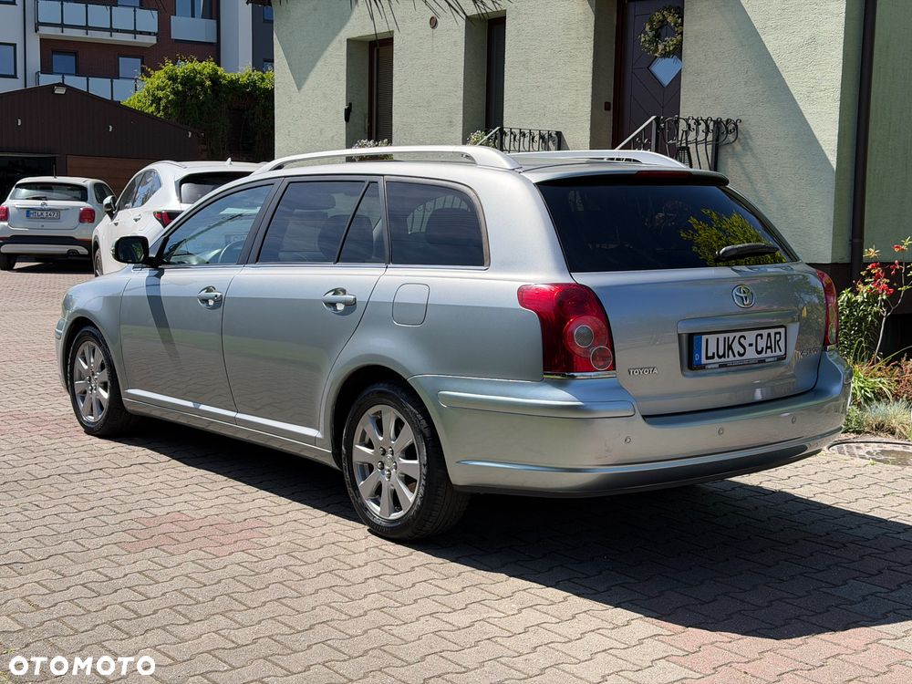 Toyota Avensis 1.8 VVT-i Edition - 3