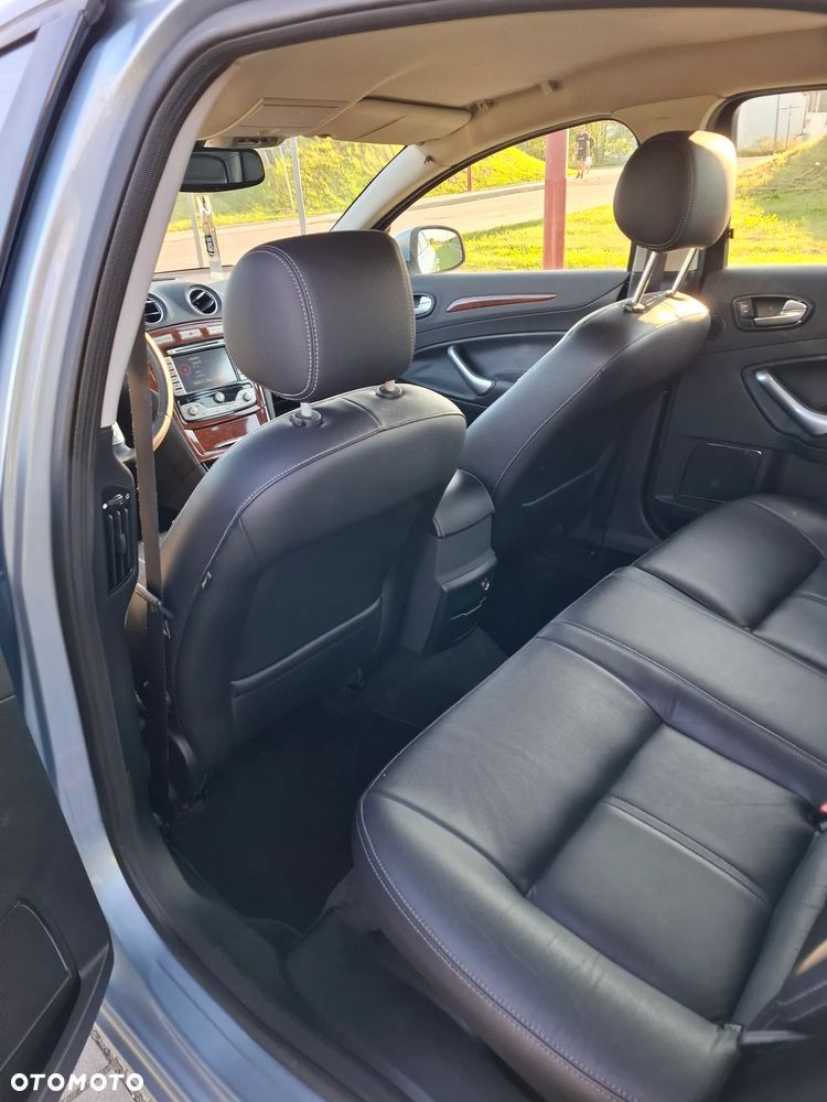 Ford Mondeo 1.8 TDCi Ghia - 9