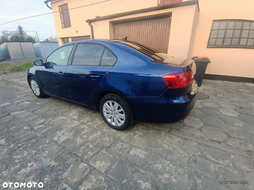 Volkswagen Jetta 1.8T SE - 3