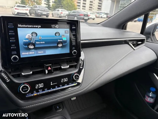 Toyota Corolla - 8