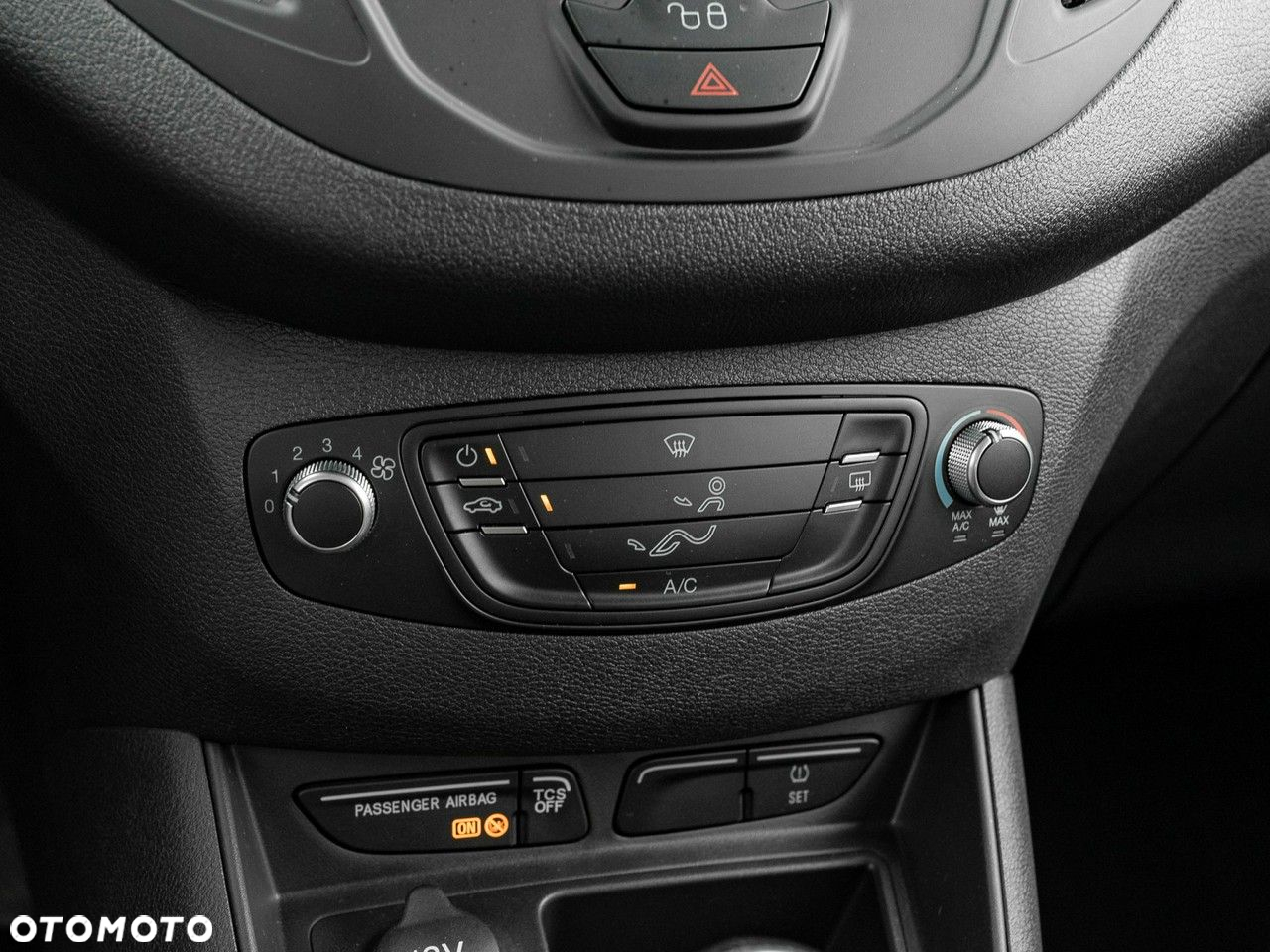 Ford Transit Courier 1.0 EcoBoost Trend - 18